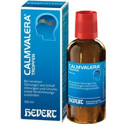 Eine Flasche und Schachtel mit Calmvalera-Tropfen zur Beruhigung und gegen Schlafstörungen.